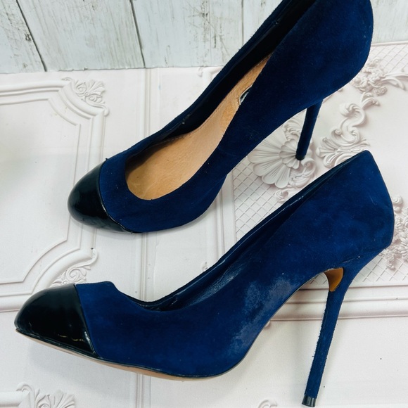 H BY HALSTON WOMEN'S BLUE SUEDE CAP TOE STILETTO PUMPS SIZE 7.5 M - Picture 7 of 7